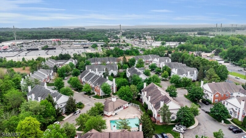 Foto del edificio - 111 Cardigan Ct