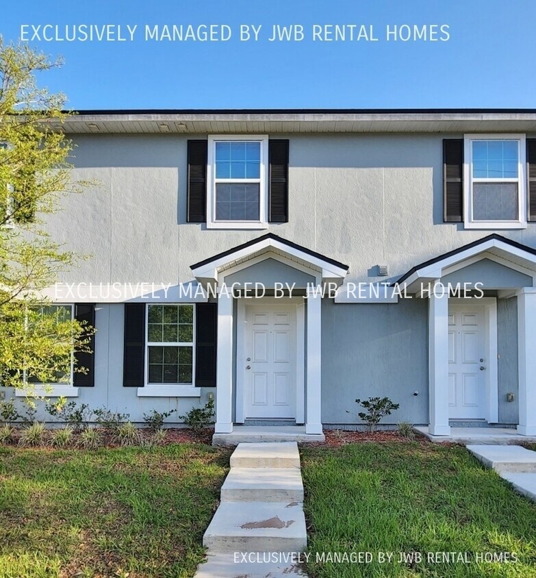 8456 McGirts Village Ln, Jacksonville, FL 32210 Townhome Rentals in