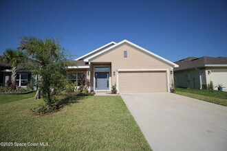 Building Photo - 705 Kylar Dr NW