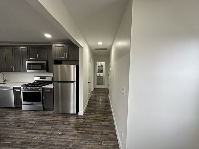 Foto del edificio - 768 Kensington Ave
