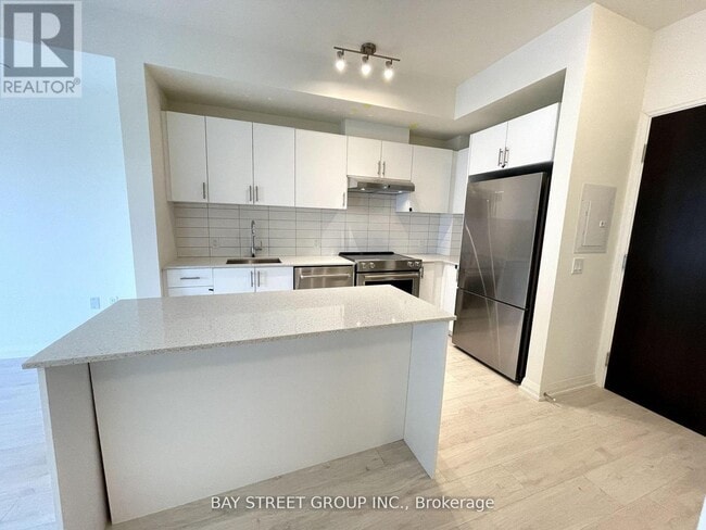 Building Photo - 9000 Jane St