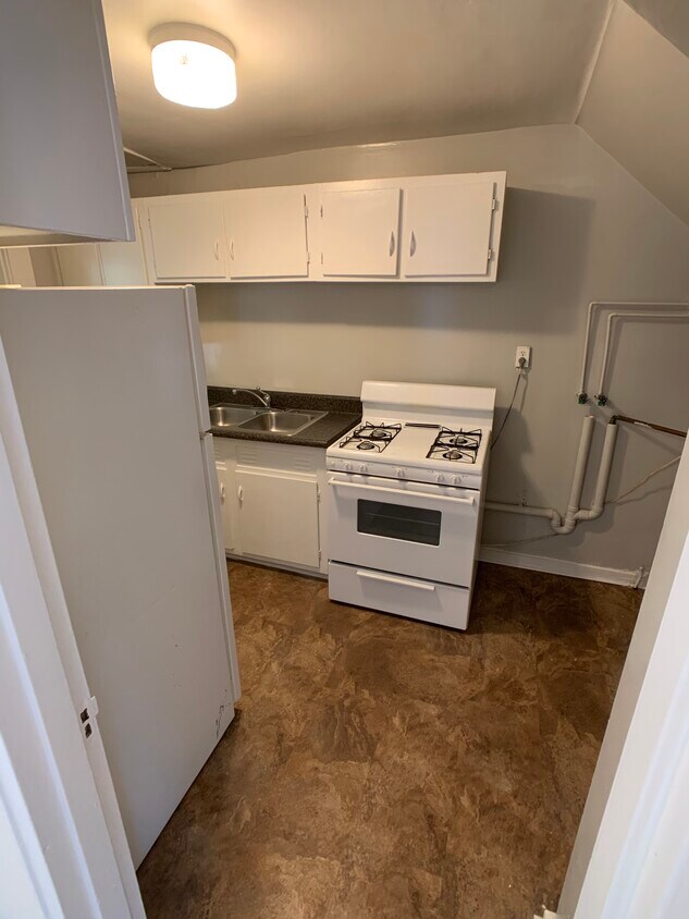 1680 Valley Ave, Homewood, AL 35209 Townhome Rentals in Homewood AL