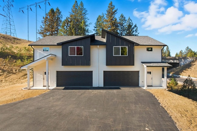 Foto del edificio - Stylish New Duplex with Scenic Surroundings