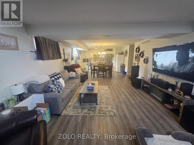 Building Photo - 50 Abagail Cres