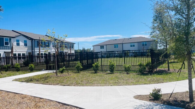 Foto del edificio - Welcome To Your BRAND NEW Dream Home in th...
