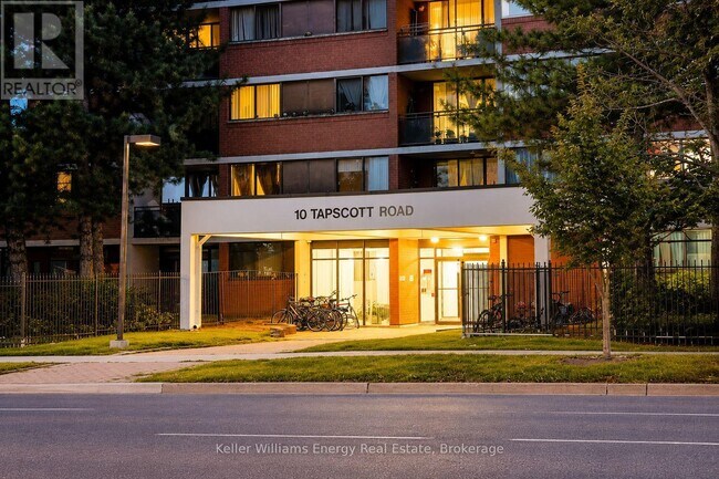 Building Photo - 10 Tapscott Rd