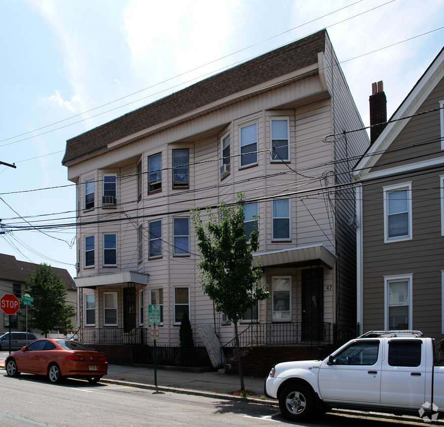 Building Photo - 47-49 Sherman Ave