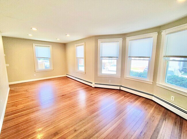 Foto del edificio - 49 Hillside Ave