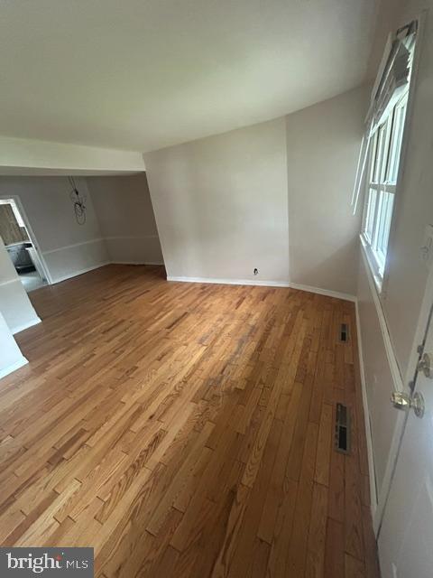 Building Photo - 442 Buttonwood Ave