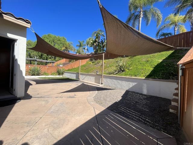 Foto del edificio - 593 Oak Pl