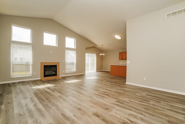 Building Photo - 8671 Maisch St