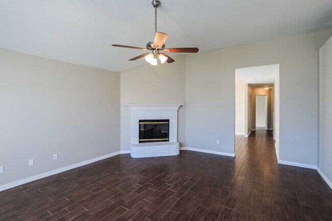 Building Photo - 5800 Magnum Dr