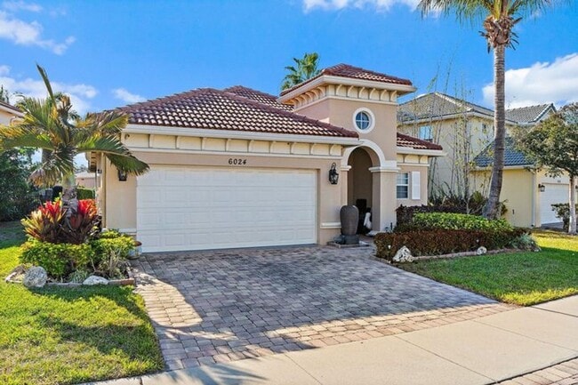 Photo - 6024 SE Crooked Oak Ave House