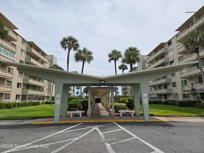 Building Photo - 2020 N Atlantic Ave