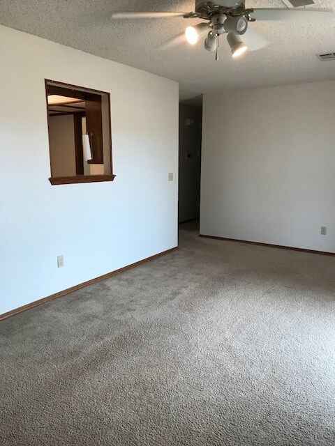 Building Photo - 1800 Schooner Dr