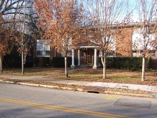 Primary Photo - Freedom Park is your front yard!!