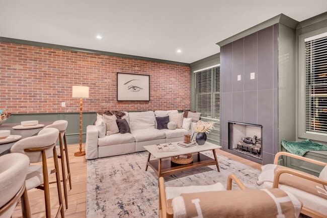 Foto del edificio - 1701 Portland Ave