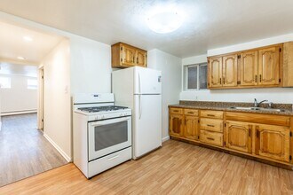 Building Photo - 2233 Arlington Ave