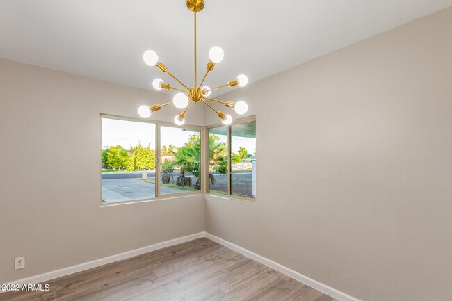 Foto del edificio - 5220 N 19th Dr