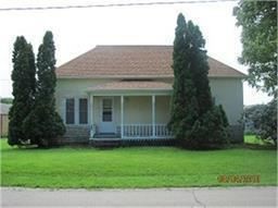 Primary Photo - 2 br, 1 bath House - 414 West Division Street