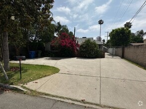 Building Photo - 6534 Valjean Ave