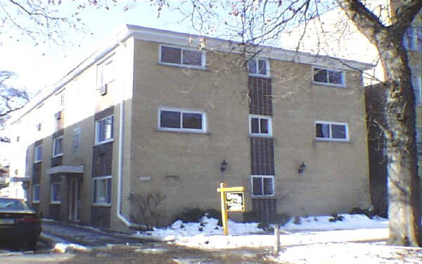 Primary Photo - 4306-4308 N Keystone Ave