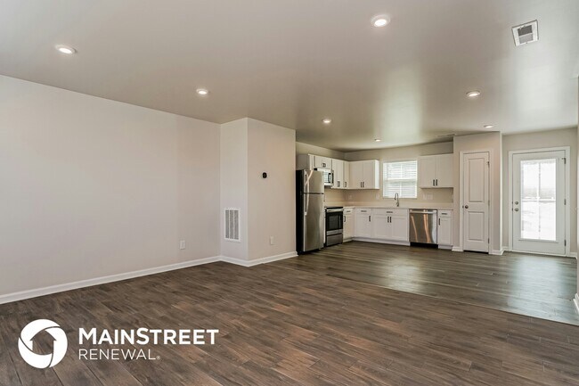 Foto del edificio - 390 Hunting Wood Dr