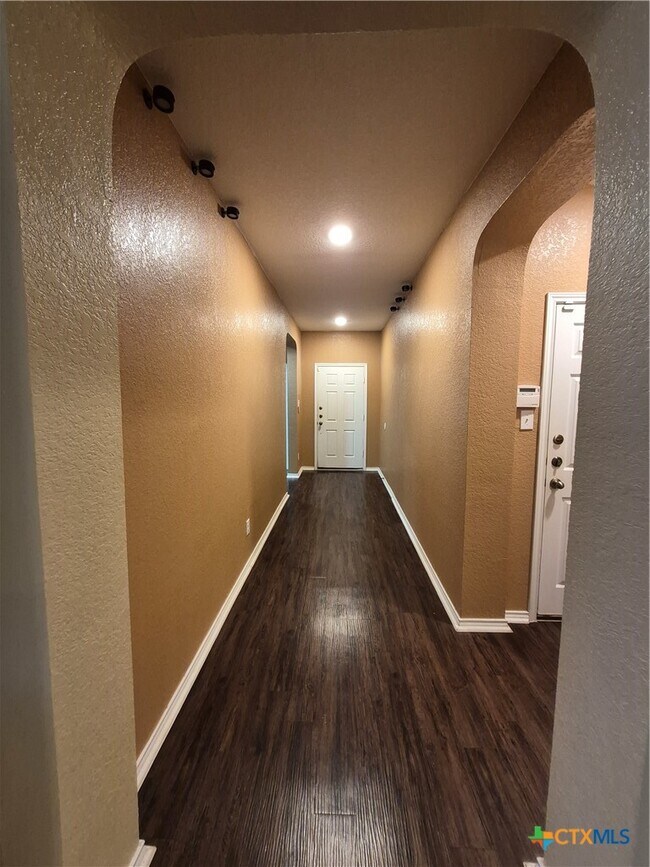 Foto del edificio - 1492 Jordan Crossing
