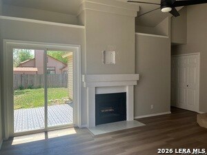 Foto del edificio - 9358 Village Lance