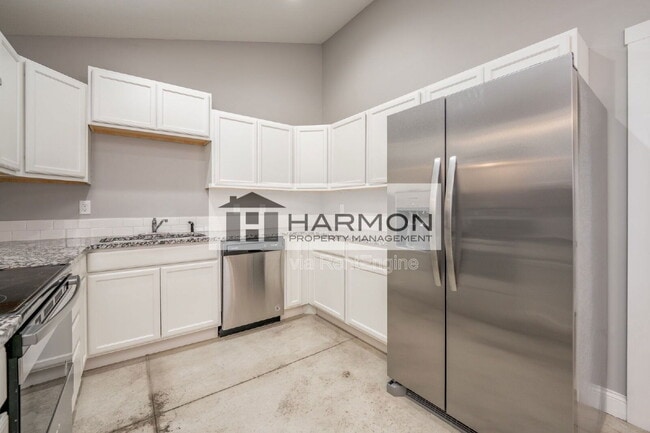 Building Photo - 422 Sunflower Dr