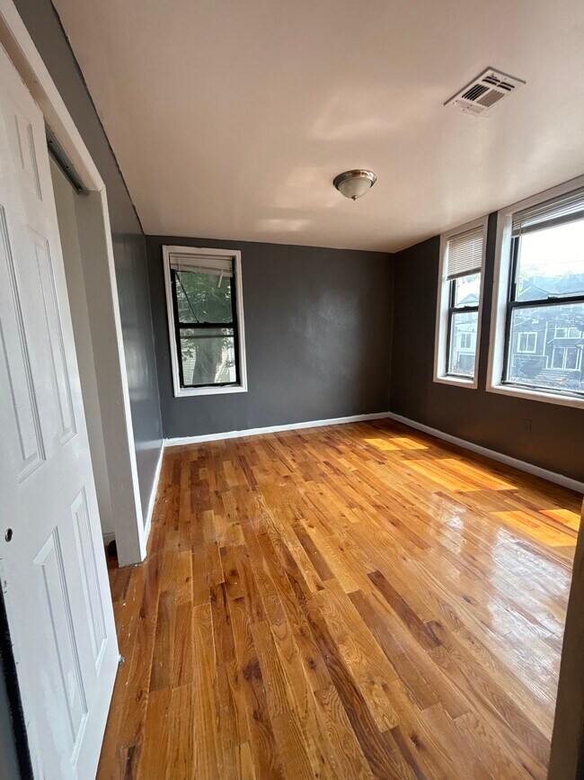 47 Milford Ave 1 - 41 Milford Ave