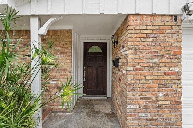 Foto del edificio - 11623 Carvel Ln