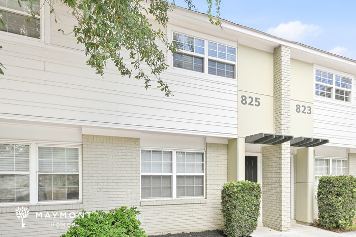 Building Photo - 825 Von Kolnitz Rd