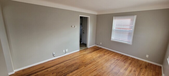 Building Photo - 20515 Moross Rd