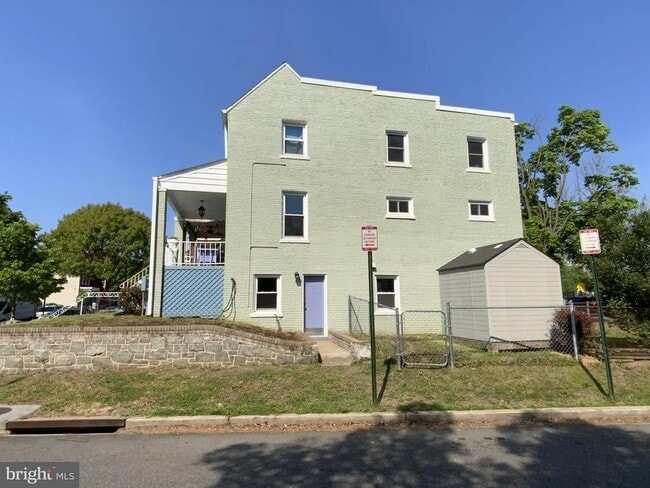 Building Photo - 1772 E St NE