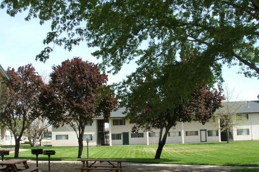 Building Photo - 320 3rd St
