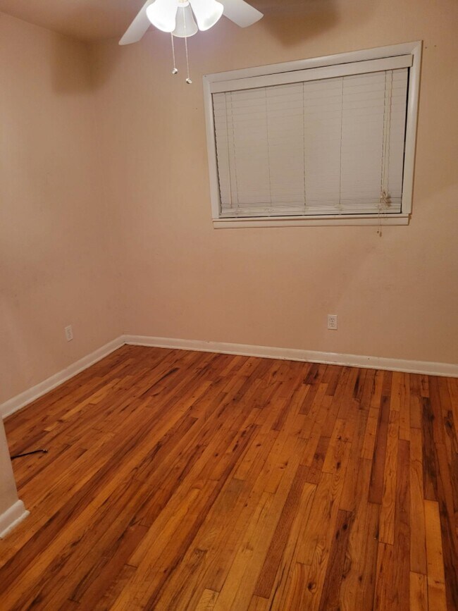 Foto del edificio - 1505 Hudson St