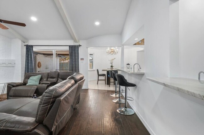 Foto del edificio - 9652 Arborhill Dr