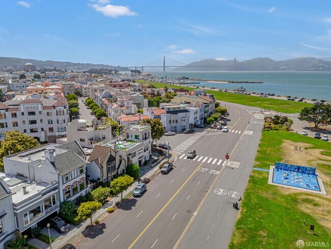 Foto del edificio - 181 Marina Blvd