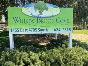 Building Photo - 4658 S Brookwillow Cv