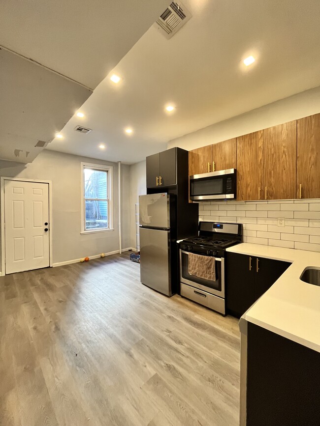 487 Central Ave 1 - 486 Central Ave