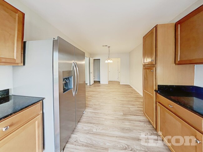 Foto del edificio - 225 Eagle Pointe Dr