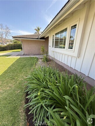 Building Photo - 1848 Gretta Ave