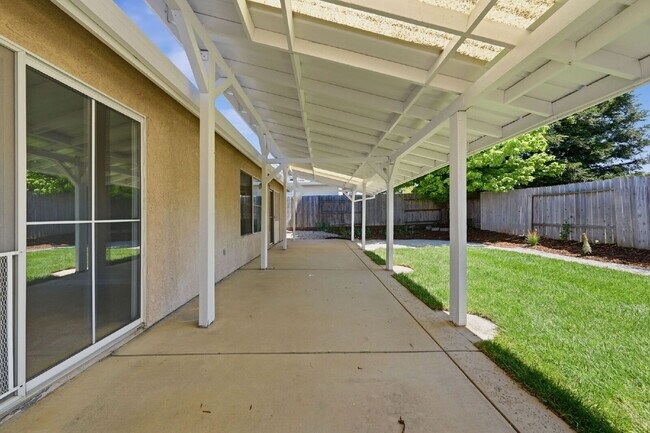 Foto del edificio - Executive Rental in Gold Hills