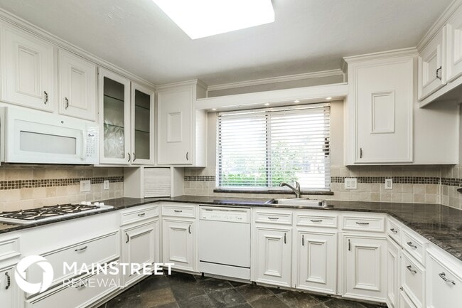 Foto del edificio - 20502 Spoonwood Dr