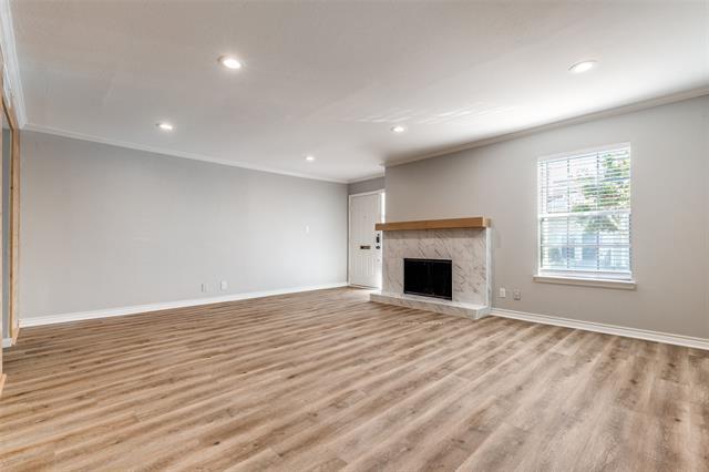 Building Photo - 15909 Archwood Ln