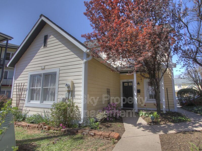 Primary Photo - 211 5th St SW