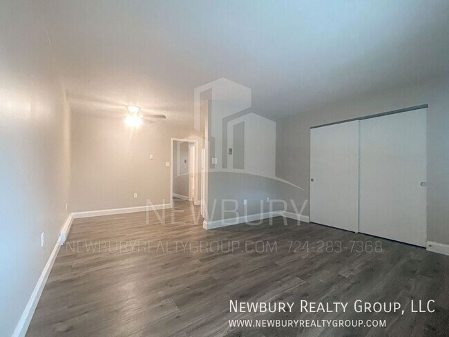 Foto del edificio - 49 Sunbury Estates