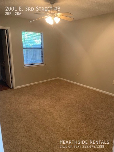 Building Photo - *COMING SOON* 2 Bed/2 Bath Duplex on E 3rd...