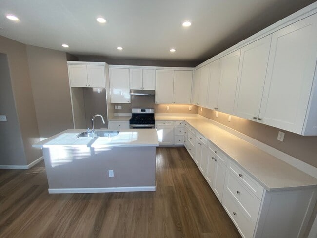 Building Photo - Ready Now! – Stunning Corner Lot Home